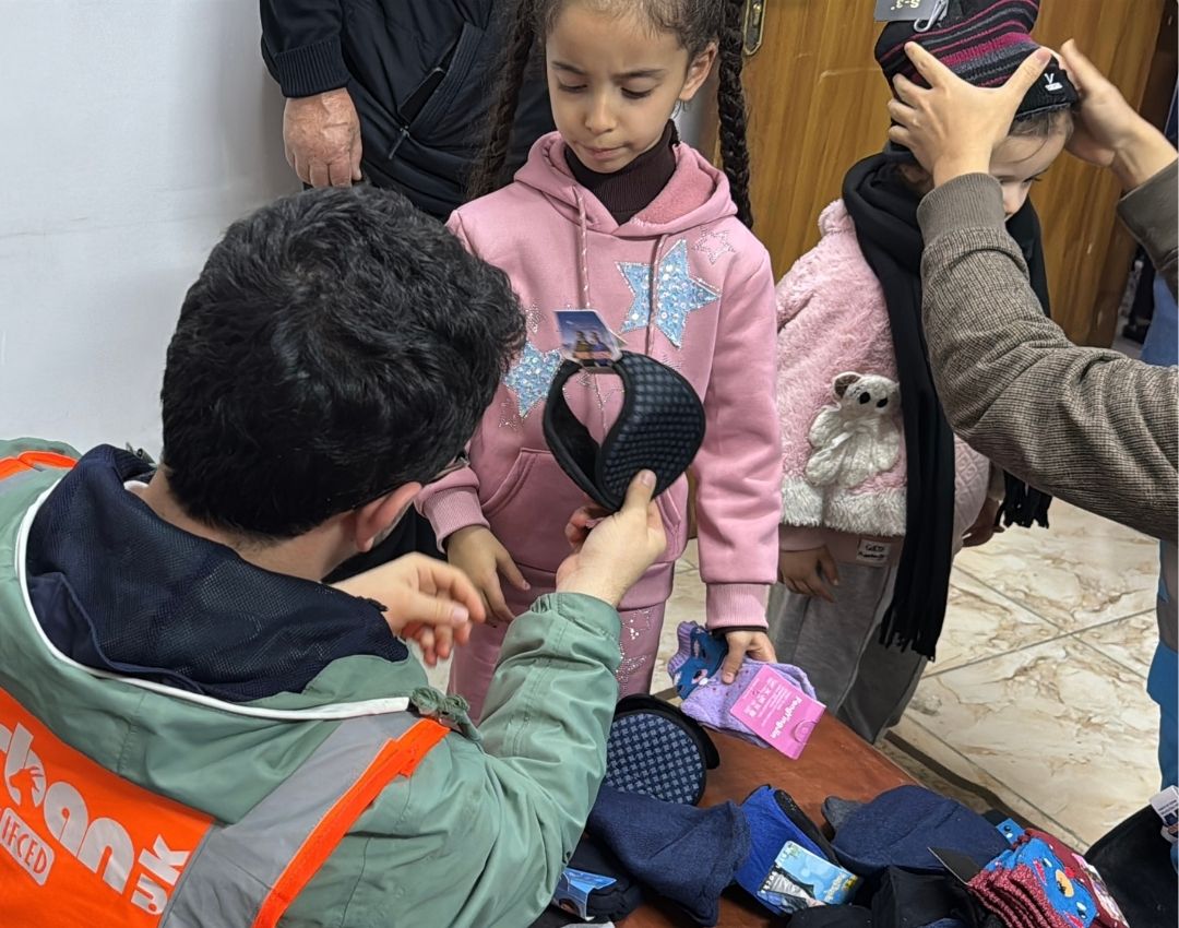 Çocuklarla toplu fotoğraf